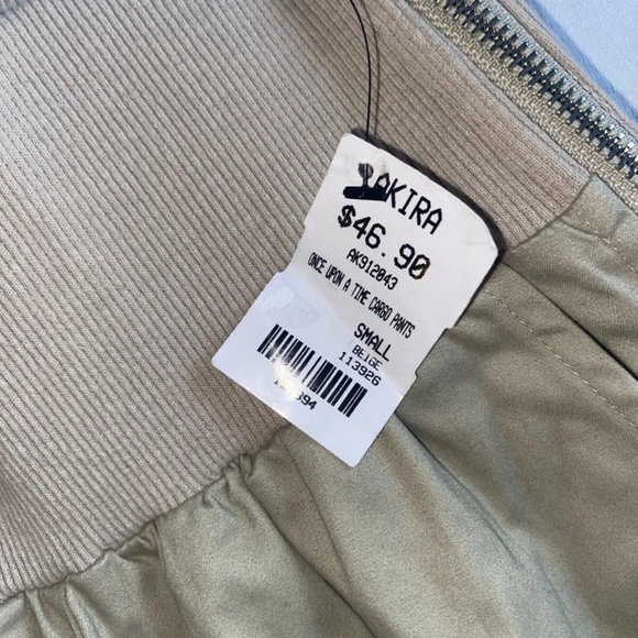 AKIRA Once Upon A Time Cargo Pants Beige Women’s Size Small AK912043 NWT - Picture 11 of 15